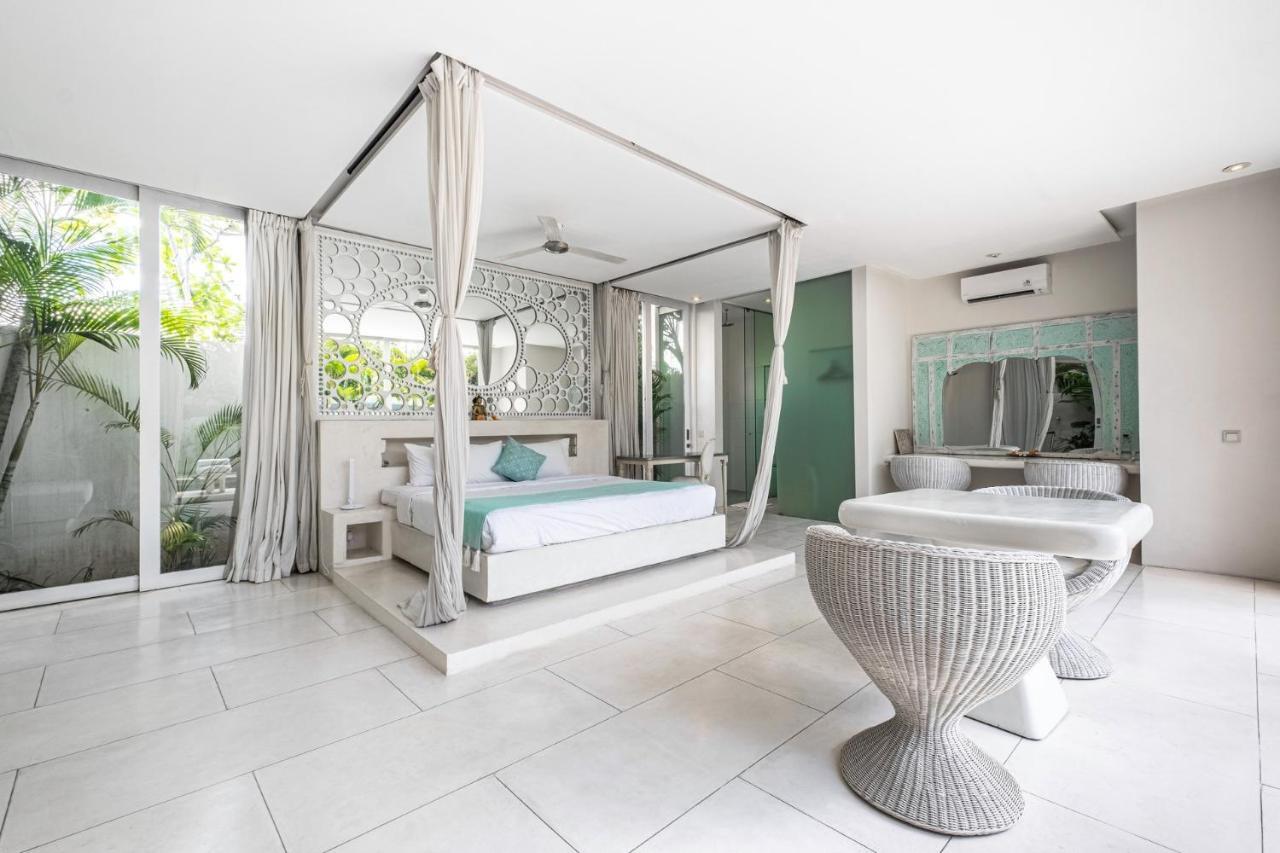 Villa Puro Blanco Kuta  Ngoại thất bức ảnh
