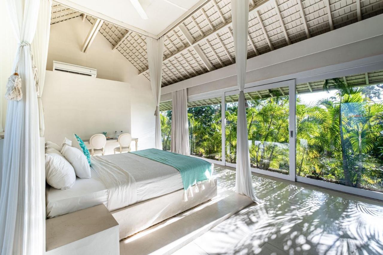 Villa Puro Blanco Kuta  Ngoại thất bức ảnh