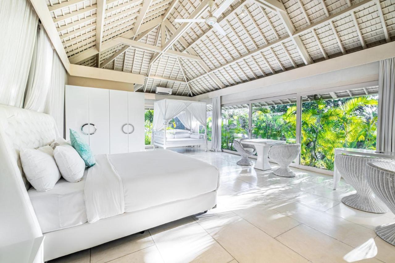 Villa Puro Blanco Kuta  Ngoại thất bức ảnh
